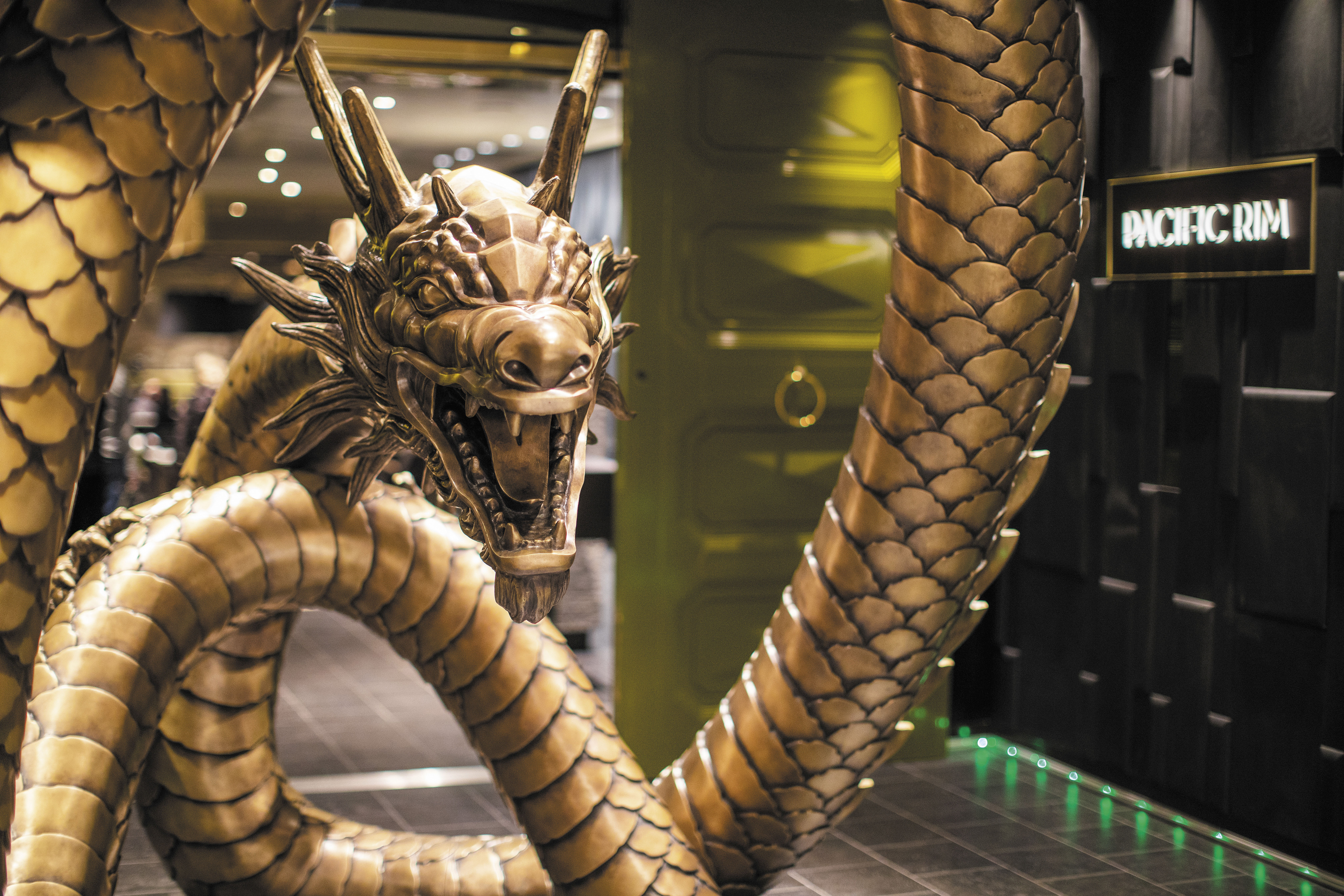 RSSC - Seven Seas Splendor - Dining - Pacific Rim 2.jpg
